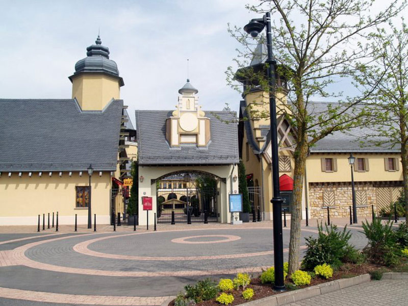 Entspanntes Shopping-Erlebnis unter freiem Himmel